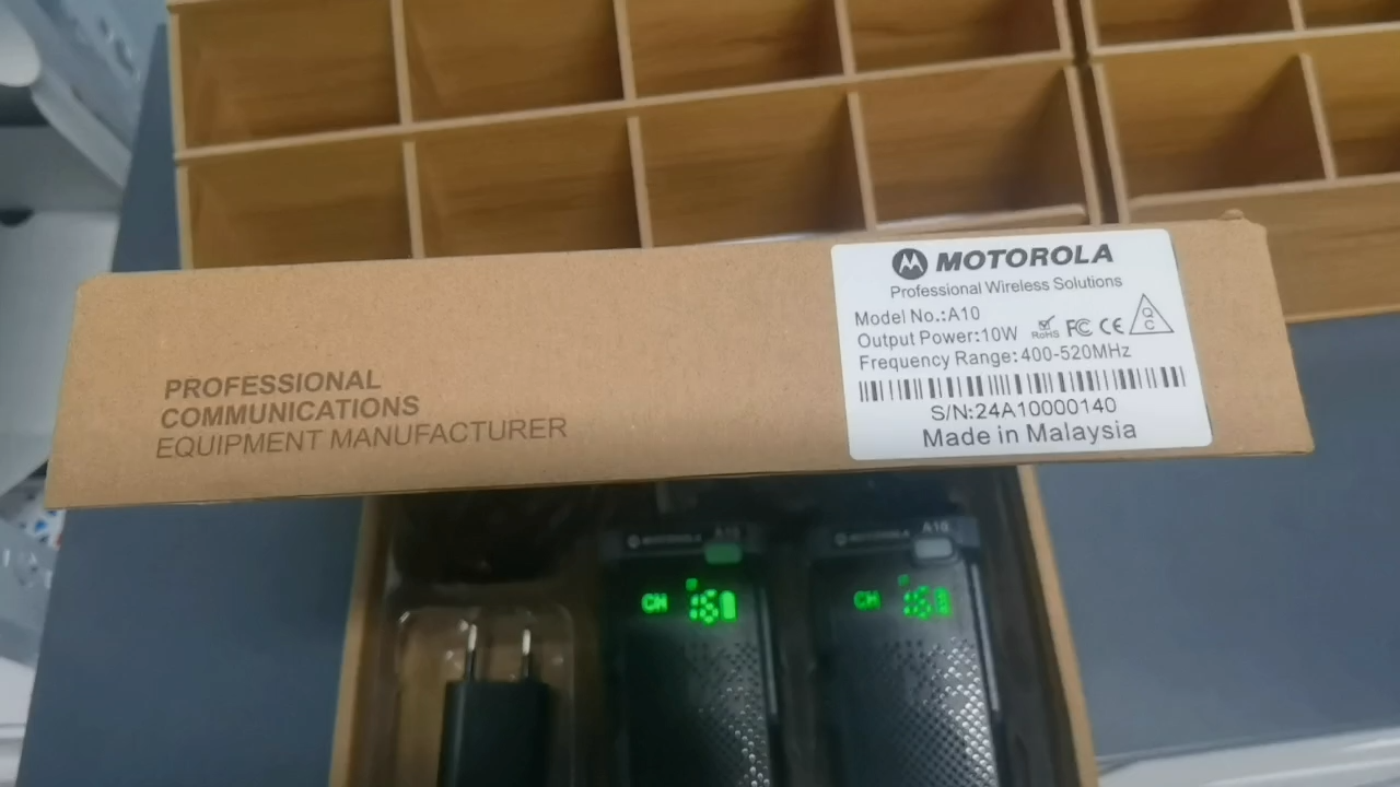 MOTOROLA mini Jarak jauh walkie-talkie stasiun radio 400-520MHZ 9800MAH Baterai Type-C charging model:A10