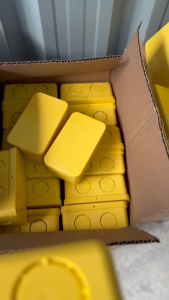 กล่องพักสายสี่เหลี่ยม 4*2 ร้อยสายเหลือง SCG