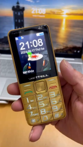 Điện Thoại Người Già Người Cao Tuổi 2 Sim 2 Sóng 4G Xịn Siêu Bền Pin Khủng 7800mAh Loa To Chữ To Fullbox Đập Hộp