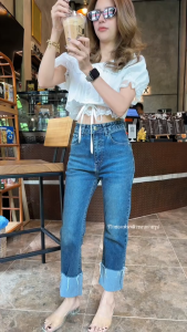 JIAQI กางเกงยีนส์เอวสูง ทรงบอย การออกแบบขอบปลายขาม้วน เนื้อผ้ายีนส์ยืด ขนาด S-5XL