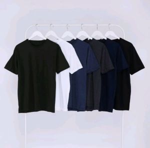 KAOS POLOS PRIA COTTON COMBED 30S BAJU LENGAN PENDEK REGULER O-NECK MENS BASIC REGULER T-SHIRT SHORT SLEEVE/Kaos Polos Distro Pria Wanita Cotton Combed 30s Lengan Pendek / Baju Polos Cowok Cewek Hitam/kaos polos combed 24s.30s