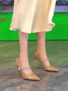 Elegant Nude Pointed Toe High Heels Womens Fashion Single Shoes French Style Diamond Buckle Patent Leather Evening Shoes