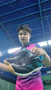 Giày Cầu Lông MIRA LIGHT Nam Nữ–Giả Da Cao Cấp Thoáng Khí Dành Cho Chân Bè - Chính Hãng - Bảo Hành 12 Tháng [TĂNG 1 SIZE][Tặng vớ & Quấn Cán Vợt]