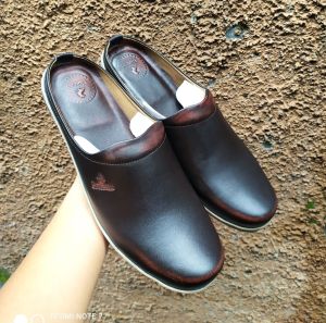 Sepatu Sandal (Bustong) Pria Full Kulit Asli Sapi 100% Terbaru Dan Terlaris Nyaman Dipakai ( Original Kulit Asli)
