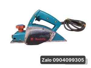 Máy bào gỗ Makita - hàng bãi Nhật dùng điện 100-110Volt lưỡi 82mm