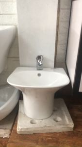 CHẬU LIỀN CHÂN VÁT chậu lavabo LOẠI NHỎ GROVES GRVL 2812 (37x37 cm)