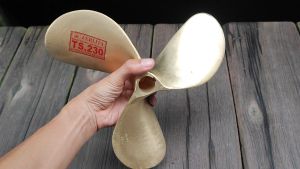 Tipe TS.230 DAUN BULAT Baling-Baling Perahu Kuningan Merk FERLITA