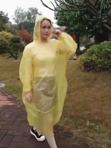 เสื้อกันฝนผู้ใหญ่ เสื้อกันฝนกันลม เสื้อกันฝนราคาถูก รุ่น45g เสื้อกันฝนรุ่นบางเบา สวมใส่สบาย