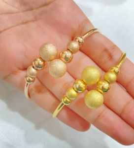 Gelang Bangle Titanium Bola Anti Karat Aksesoris Perhiasan Fashion Wanita Anti Alergi 136-GLT