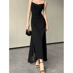 ชุดเดรสยาวคลุมเข่าแขนกุดคอวีแขนกุดผ้าโพลีเอสเตอร์สไตล์หวานๆ สำหรับผู้หญิงในฤดูร้อน 2025 ชุดเดรสยาวคลุมเข่าทรงเข้ารูป