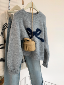 Áo Len Dệt Kim Cổ Tròn Màu Xám Có Nơ Cho Nữ Mùa Thu Đông Dáng Ôm Vừa Vặn Chất Liệu Cotton Dài Tay Dài Vừa Phải