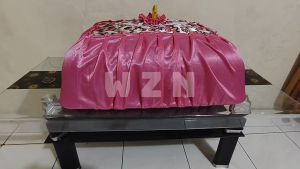 Sarung Tudung Saji Kotak Motif Cassanova Bunga Warna Ping