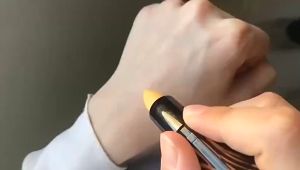 【Rdy Stock现货】CHAFFUL Color changing lipstick Transparent moisturizing lipstick Temperature changing lipstick lip balm