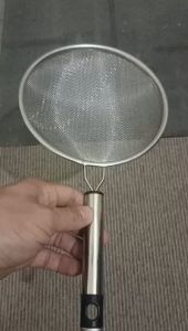 Rây Lưới Inox 2 Lớp Lọc Thức Ăn  Có Tay Cầm Tiện Lợi