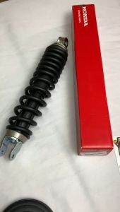 Shockbreaker Belakang Honda BeAT Karbu Ori Ahm 52400KVY961