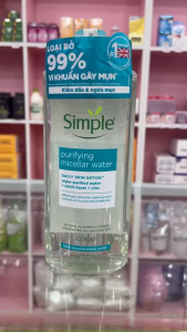 Chai nước tẩy trang SIMPLE