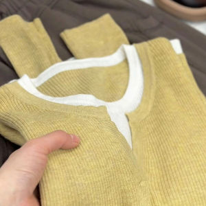 Warm Knitted Long Sleeve V Nebule Faux Two Pieces Womens Sweater Unique Needle Knits Base Shirt Comfortable Soft Korean Style Commute Fashion