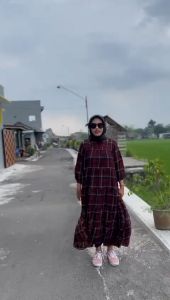 (FREE)MIDI DRES PREMIUM MOTIF KOTAK BAHAN KATUN RAYON TERBARU UKURAN BESAR PAKAIAN WANITA TERMURAH KEKINIAN2023