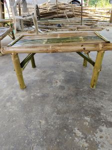 ม้านั่งไม้ไผ่ ยาว 80 กว้าง 40 สูง 45 เซนติเมตร เคลือบเงา