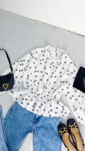 Blouse Floral Bytha: Desain Eksotis & Nyaman untuk Pakaian Sehari-hari