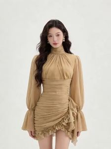Elegant Slimming Design Dress with Lantern Sleeves
