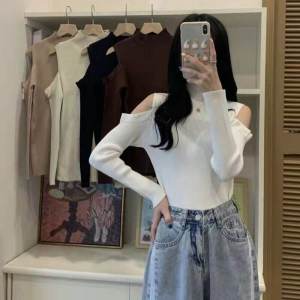 ปาดใหล่ คอครึ่งสูง เสื้อท่อนบน ผู้หญิง สตรีทสไตล์ แขนยาวสีบริสุทธิ์ สลิมฟิต ฤดูใบไม้ร่วง ฤดูหนาว แฟชั่นมาใหม่