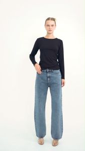 House Of Etern - Atasan Basic Wanita Chloe Shirt