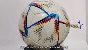 Bola Sepakbola Size 5 Piala Dunia Jahit Mesin Lokal Bahan Kulit PU Kualitas Terbaik