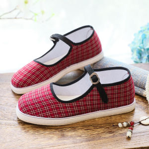 รองเท้าผ้าปักกิ่งแฮนด์เมด พันชั้นล่าง เรียบง่าย หัวเข็มขัด ผู้หญิง รองเท้าส้นแบน รองเท้าใส่ในบ้านที่สะดวกสบายสําหรับวัยกลางคนและผู้สูงอายุ