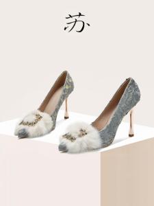 เรียบหรู รองเท้าส้นสูงแพลตฟอร์มกันน้ํา ผู้หญิง รองเท้าแฟชั่นเดี่ยวปลายแหลมคมส้นบางขนตัดหัวเข็มขัดปิด