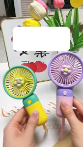 Quạt mini cầm tay quạt tích điện để bàn liên tục 4 tiếng pin khỏe