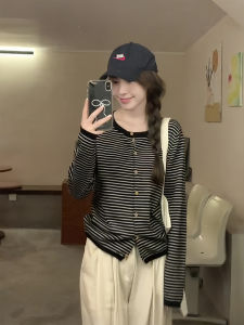 Korean Style Anti-Aging Single Button Long Sleeve Striped Knitted Cardigan Short Length Womens Top Simple And Versatile Autumn New Arrival