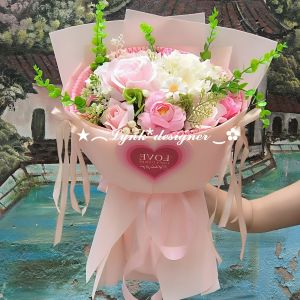 Bó hoa hồng sáp thơm mix hoa cao cấp nhập xịn siêu thơm phom tròn hiện đại tặng banner theo yêu cầu
