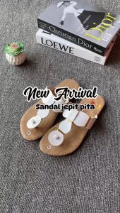 Sandal Jepit Teplek Glossy Wanita Casual Kekinian Sol Karet Ringan