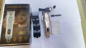 Hiena Professional Hair Clipper KIT Wireless Metal Hair Clipper Full Metal Fuselage LCD Digital Display Barber Scissors Rechargeable