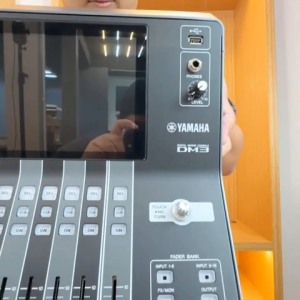 (ของแท้) YAMAHA DM3-S มิกซ์ดิจิตอล 22 ช่อง เสียบไมค์ได้ 16 ไมค์ 6 Aux จอสัมผัส 9 นิ้ว AT Prosound