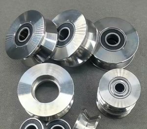 01 Bánh xe-Puly cửa cổng cửa trượt bằng inox 304 loại 16x48mm Hình U V H tùy chọn