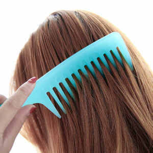 Wide Tooth Comb Plastic Hairdressing Brush Large Tooth Comb for Home Use Massage Straightening Curling Comb Personal Care Tool