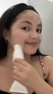 ICE LERSKIN Niacinamide Hydrating Cleanser with Plant & Amino Acid Exfoliant for All Skin Types - Oil Control Deep Pore Cleanse Hydrating Foam 100g