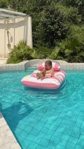 Rooxin Inflatable Water Hammock Pool Floats Bed Swim Ring Tube Swimming Pool Mattresses Sleeping Bed Beach Lounger Chair