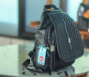 Tas Ransel Wanita Import: Desain Modern & Praktis