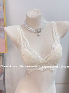 French Lace Inner Wear Bra Top Thin Backless Strap Design Girls Underwear V-Neck Style No Steel Ring Three Quarter Cup