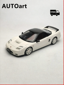 AUTOart | Simulation Car Model for Collection and Gifts 1/18