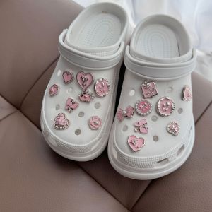 16Pcs Pink Shoe Charms Set Creative DIY Shoe Flower Diamond Butterfly Pearl Flower Detachable Chain buckle Girls Shoe Decoration