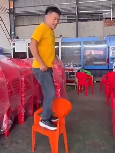 NEIKIA เก้าอี้ เก้าอี้พลาสติก เก้าอี้รับประทานอาหาร วางซ้อนกันได้ ทรงโมเดิร์น มีหลากหลายสีให้เลือก แข็งแรงและมั่นคง รับน้ำหนัก 150KG Dinner chair