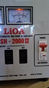 ổn áp lioa sh2000va ( lioa 2kva điện vào 150v --250v điện ra 110v 220v)