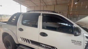 ราวหลังคา มีแผ่นยางรอง ราวหลังคาแบบไม่ต้องเจาะ อุปกรณ์พร้อมติดตั้ง มี 2ประตู4ประตูSUV