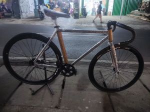PO CUSTOM FULLBIKE SEPEDA FIXIE 700 RNA R1.9 HITAM