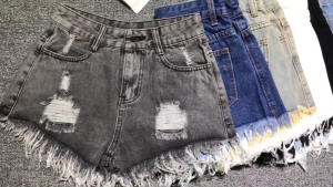 SELLDA Plus Size 25-38 Women Korean Style Pants Raw Hem Short Jeans High Waist Denim Shorts