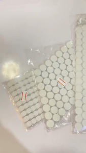 ตีนตุ๊กแกวงกลมพร้อมส่ง มีกาวในตัว สีขาว/ดำ/ใส ขนาด1 1.5 2 4 และ . ทำสื่อการสอน งานdiy